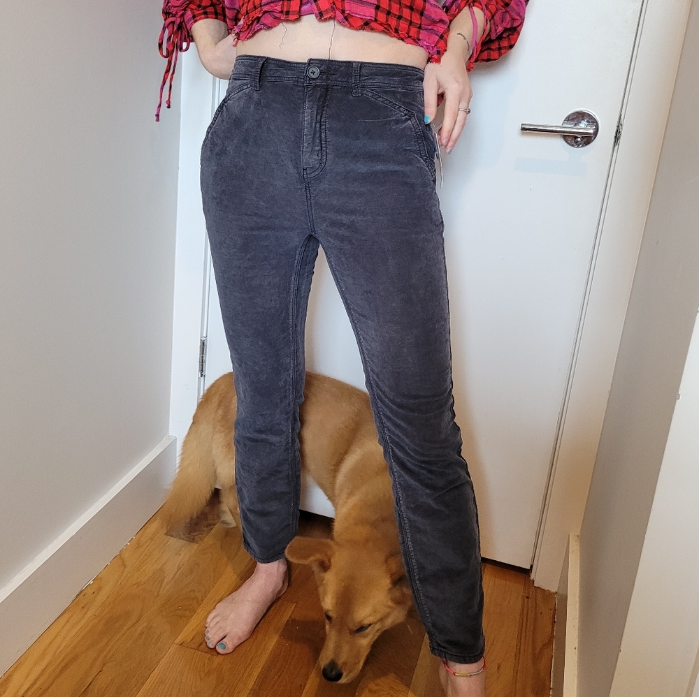 ​NWT We The Free People Fine Line Corduroy Straight Crop Pants Black Size 2